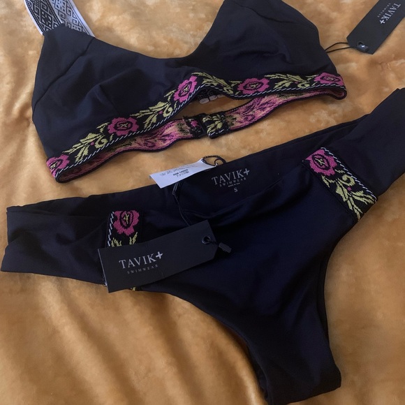 NWT Tavik deneuve embroidered floral bikini - Picture 4 of 7
